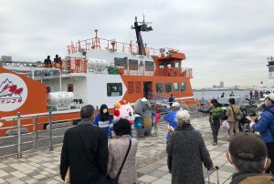 ガリンコ号 横浜港公開式