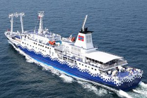 大型客船 さるびあ丸