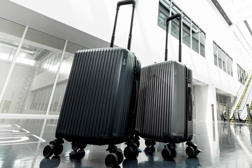 ANA、静音＆着脱キャスター搭載の機内持ち込みキャリーケース新発売―CA